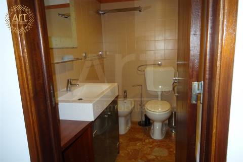 Apartamento T4 Arrendamento em Alfragide,Amadora