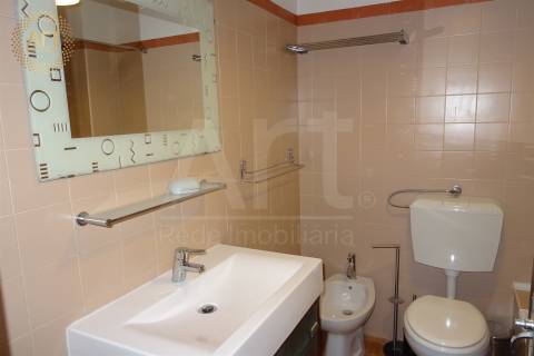 Apartamento T4 Arrendamento em Alfragide,Amadora