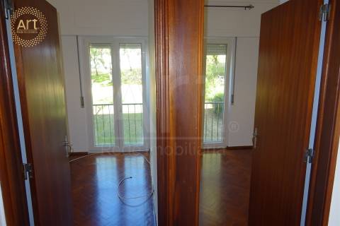 Apartamento T4 Arrendamento em Alfragide,Amadora