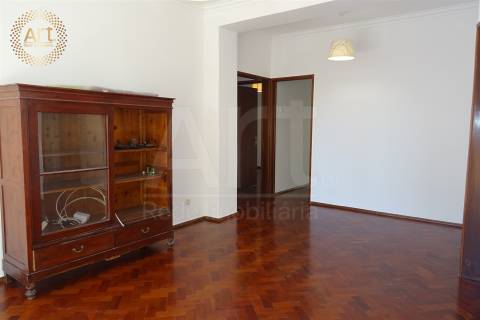 Apartamento T4 Arrendamento em Alfragide,Amadora