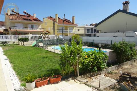 Moradia T3 Venda em Fernão Ferro,Seixal