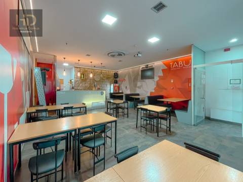 Venda/Trespasse de Café Snack House  TABUS  em Gaia 15.000€ iniciais