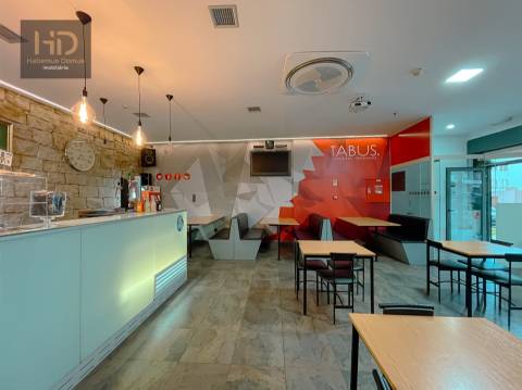 Venda/Trespasse de Café Snack House  TABUS  em Gaia 15.000€ iniciais