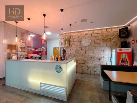 Venda/Trespasse de Café Snack House  TABUS  em Gaia 15.000€ iniciais