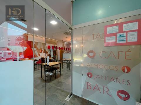 Venda/Trespasse de Café Snack House  TABUS  em Gaia 15.000€ iniciais