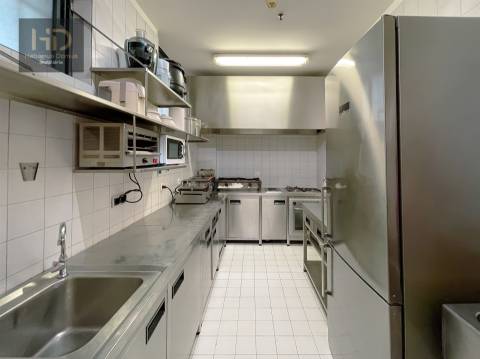 Venda/Trespasse de Café Snack House  TABUS  em Gaia 15.000€ iniciais