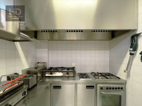 Venda/Trespasse de Café Snack House  TABUS  em Gaia 15.000€ iniciais