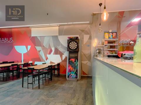 Venda/Trespasse de Café Snack House  TABUS  em Gaia 15.000€ iniciais