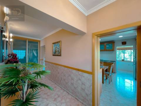 Moradia de luxo T3+2 em Paços de Brandão/Santa Maria da Feira