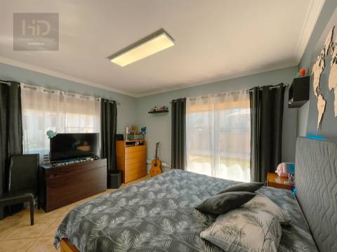 Moradia de luxo T3+2 em Paços de Brandão/Santa Maria da Feira