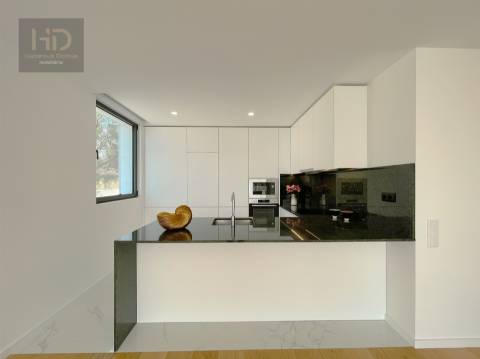 T2 de luxo na 1ª linha da praia em Canidelo