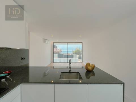 T2 de luxo na 1ª linha da praia em Canidelo
