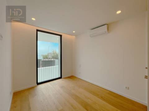 T2 de luxo na 1ª linha da praia em Canidelo