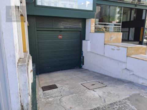 Garagem  Venda em Lordelo do Ouro e Massarelos,Porto