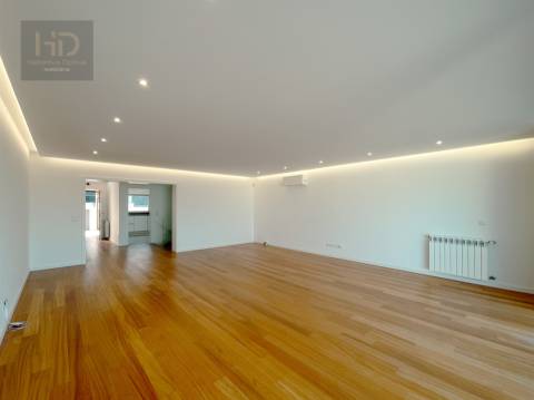 Moradia T3+1 Venda em Madalena,Vila Nova de Gaia