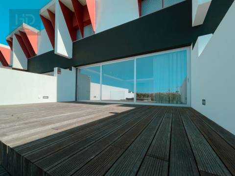 Moradia T3+1 Venda em Madalena,Vila Nova de Gaia