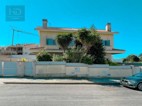 Moradia T3+1 em Arcozelo próxima das praias