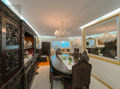 Moradia T3+1 em Arcozelo próxima das praias