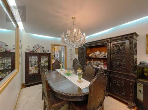 Moradia T3+1 em Arcozelo próxima das praias