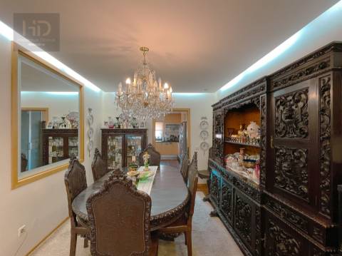 Moradia T3+1 em Arcozelo próxima das praias