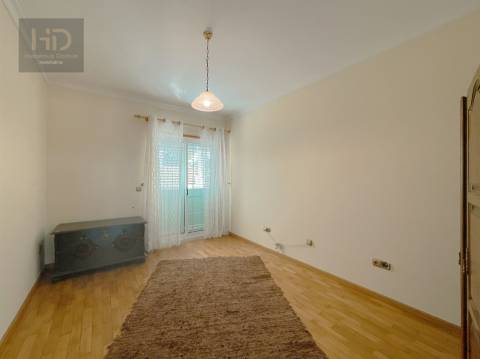 Moradia T3+1 em Canidelo próxima das praias