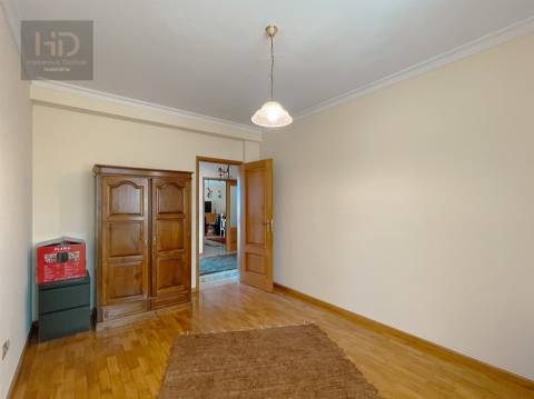 Moradia T3+1 em Canidelo próxima das praias