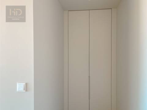 Penthouse T4 nova, próximo das praias em V. N. de Gaia.