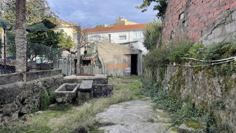 Moradia T3 Venda em Braga (Maximinos, Sé e Cividade),Braga