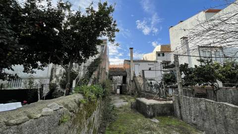 Moradia T3 Venda em Braga (Maximinos, Sé e Cividade),Braga