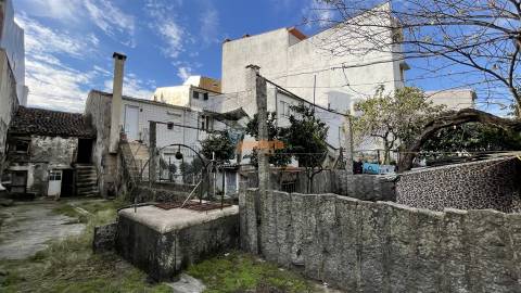 Moradia T3 Venda em Braga (Maximinos, Sé e Cividade),Braga