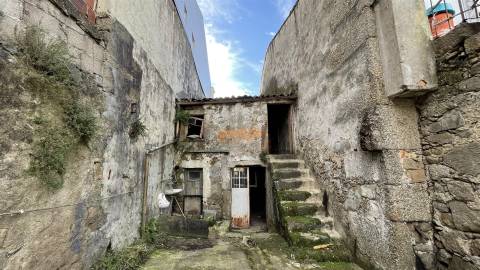 Moradia T3 Venda em Braga (Maximinos, Sé e Cividade),Braga