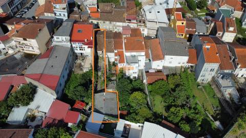 Moradia T3 Venda em Braga (Maximinos, Sé e Cividade),Braga