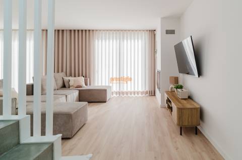 Moradia T3 Venda em Palmeira de Faro e Curvos,Esposende