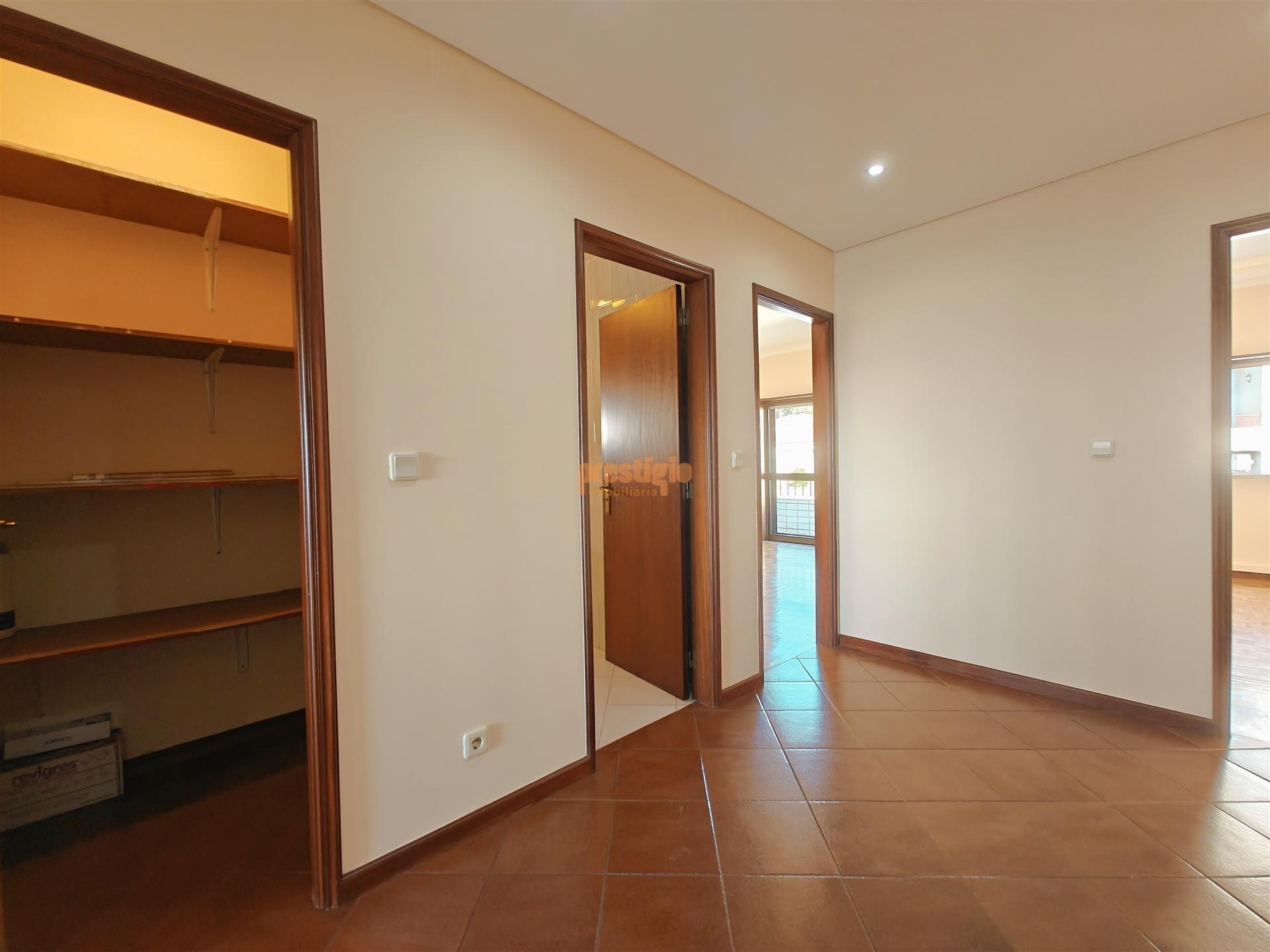 Apartamento T3 Arrendamento em Real, Dume e Semelhe,Braga