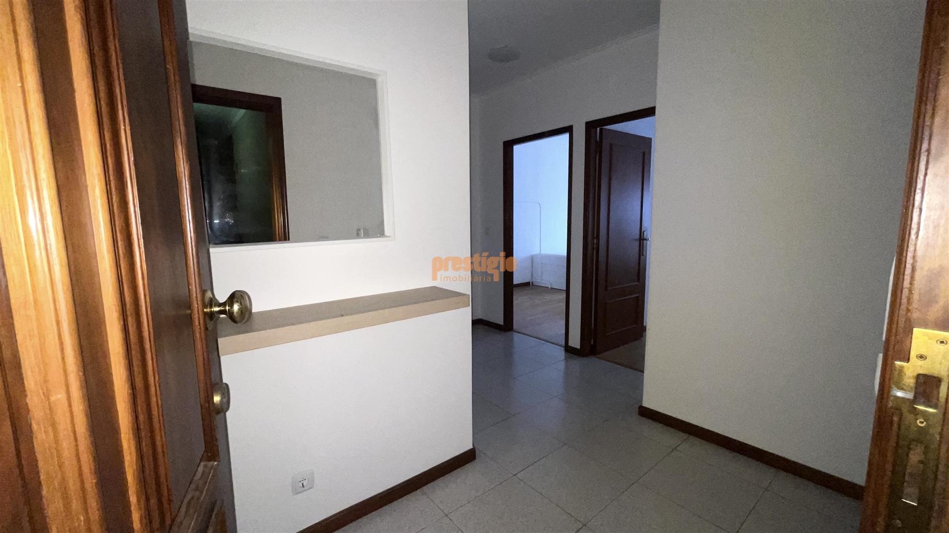 Apartamento T2 Arrendamento em Gualtar,Braga
