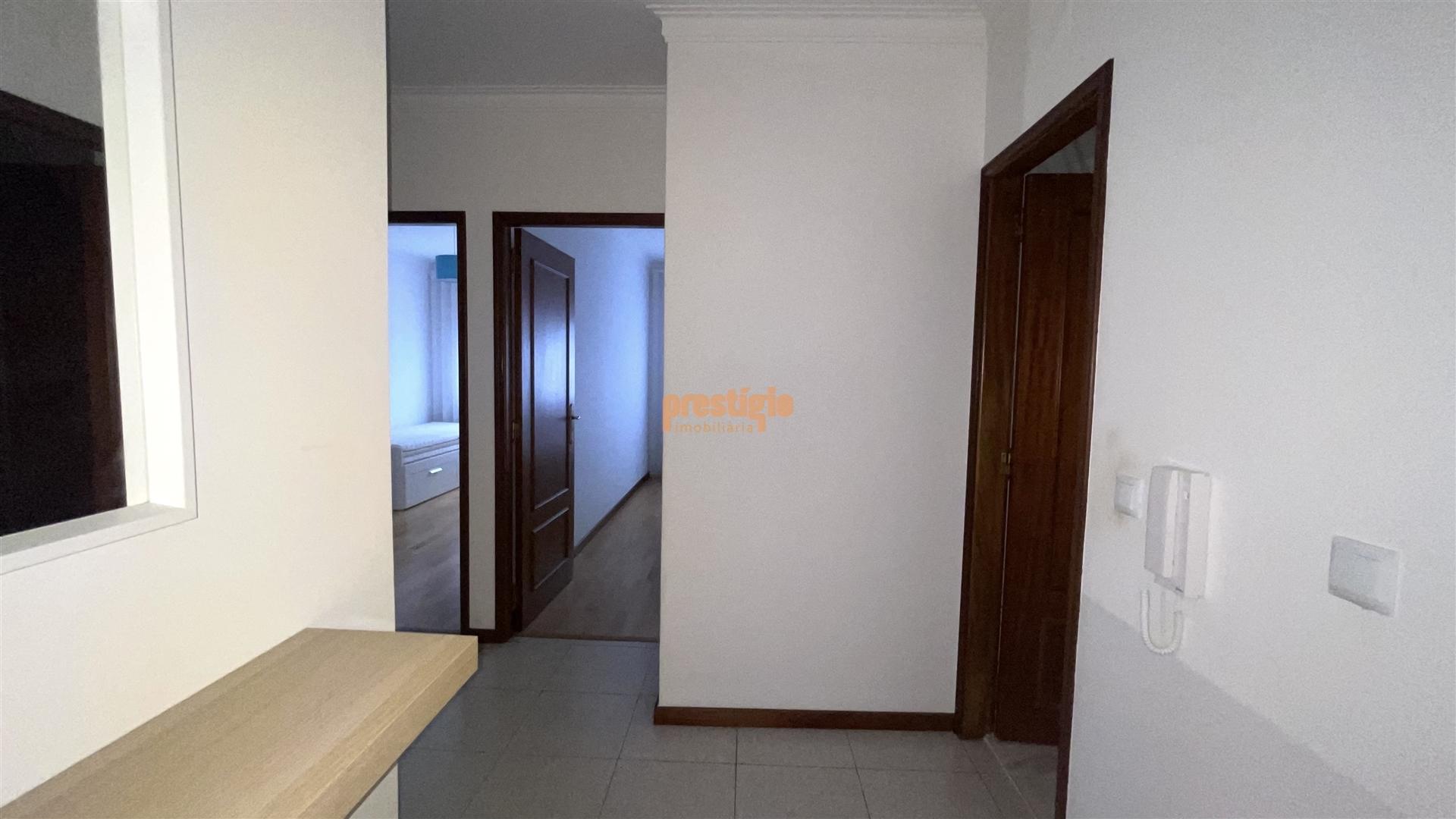 Apartamento T2 Arrendamento em Gualtar,Braga