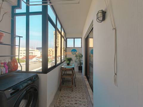 Apartamento T2 Venda em Mafamude e Vilar do Paraíso,Vila Nova de Gaia