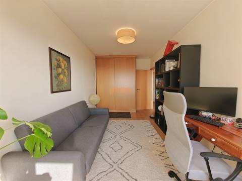Apartamento T2 Venda em Mafamude e Vilar do Paraíso,Vila Nova de Gaia