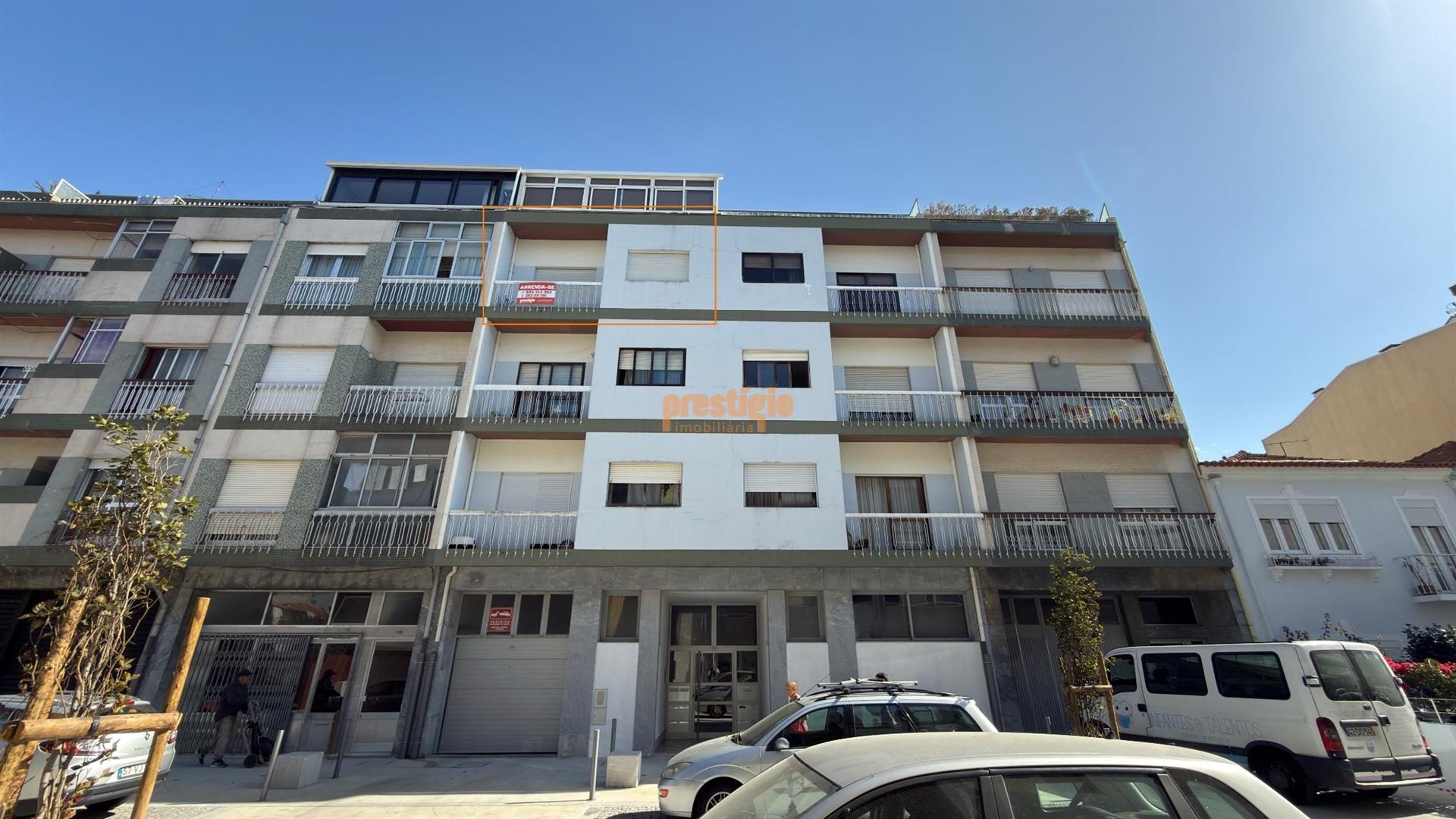 Apartamento T3+1 Arrendamento em Bonfim,Porto