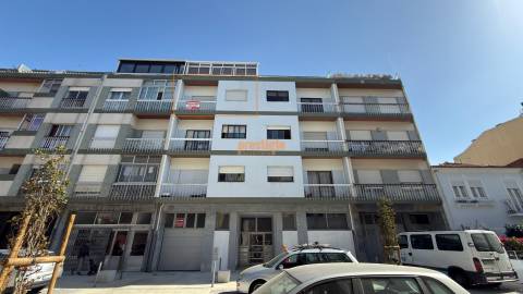 Apartamento T3+1 Arrendamento em Bonfim,Porto