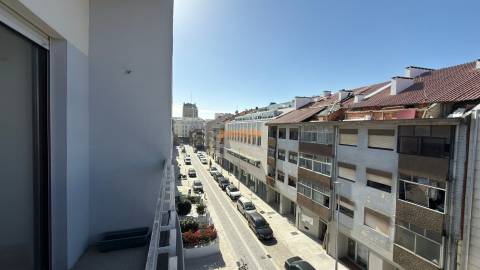 Apartamento T3+1 Arrendamento em Bonfim,Porto