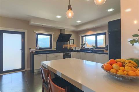 Moradia T4 Venda em Torrozelo e Folhadosa,Seia