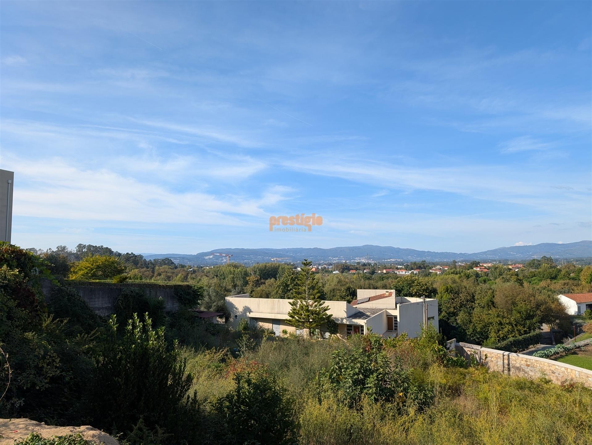 Terreno Urbano  Venda em Adaúfe,Braga