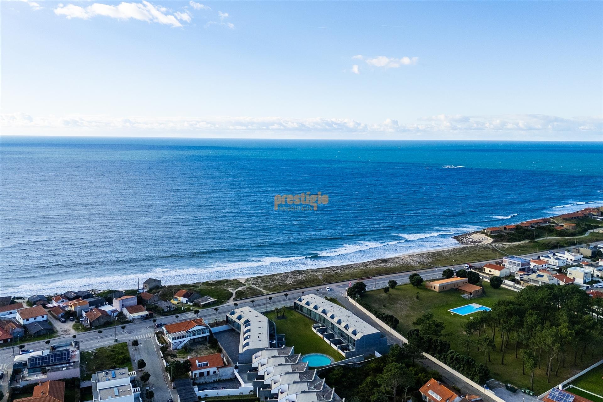 Moradia em Banda T4 Arrendamento em Apúlia e Fão,Esposende