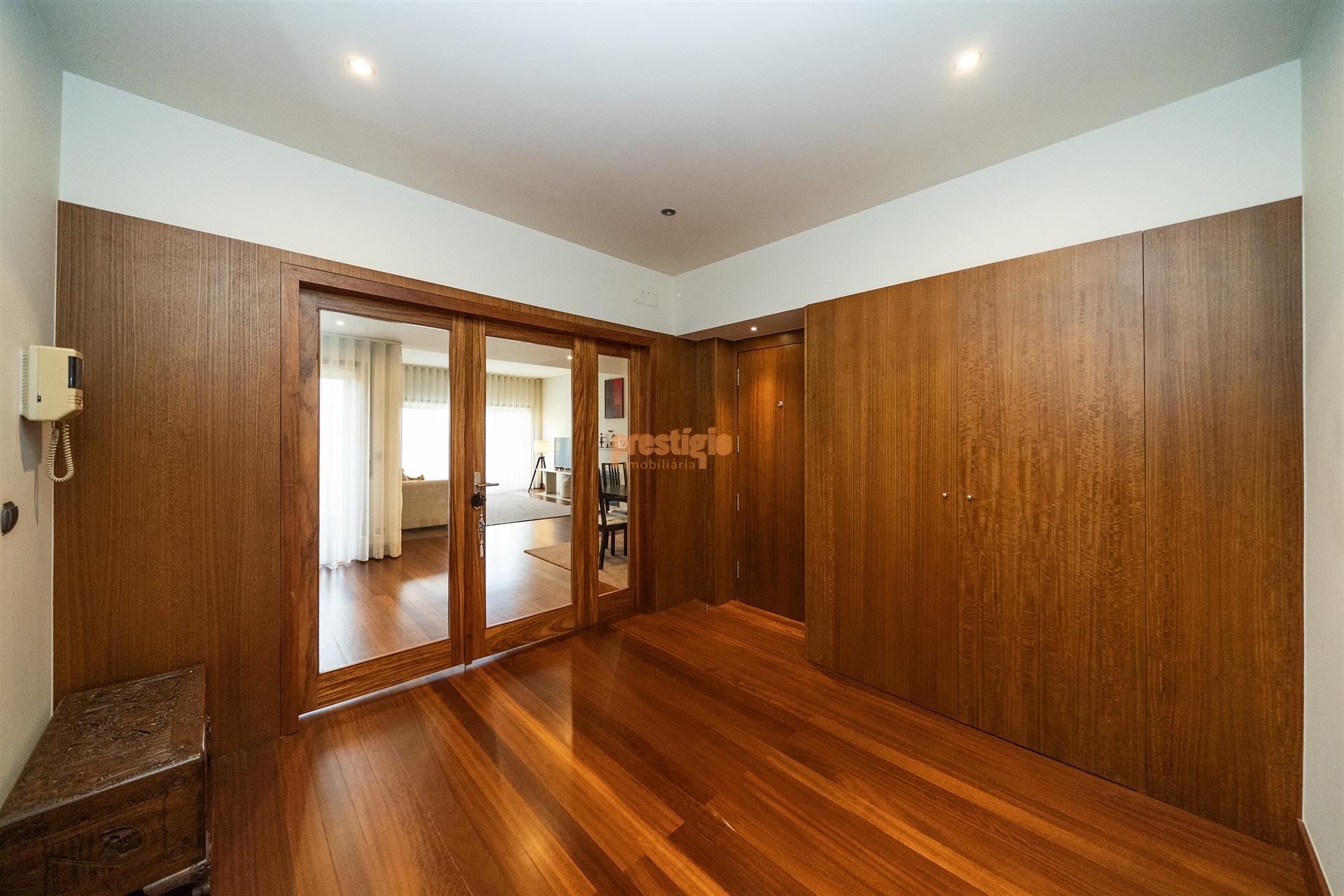 Apartamento T3 Venda em Braga (São José de São Lázaro e São João do Souto),Braga