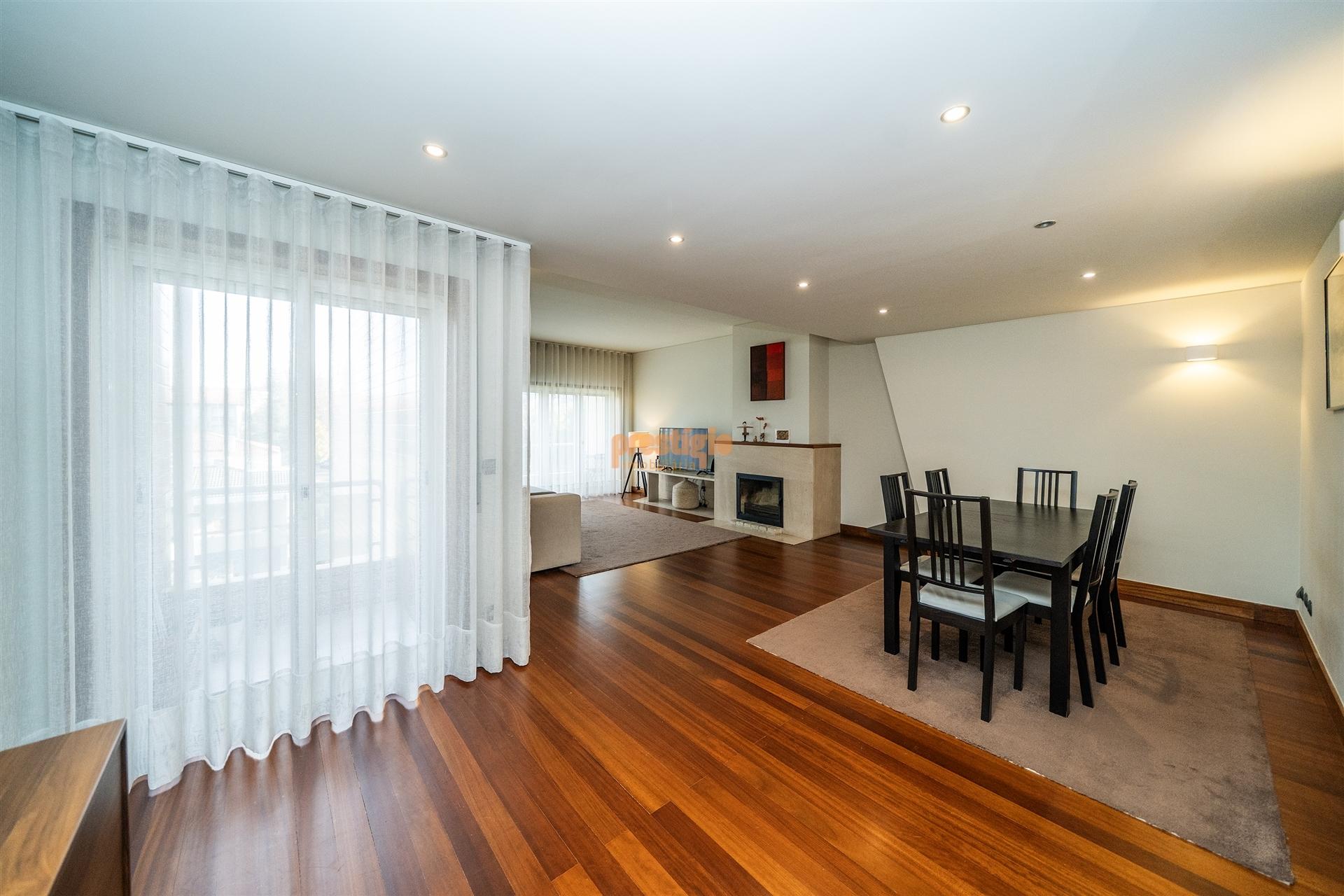 Apartamento T3 Venda em Braga (São José de São Lázaro e São João do Souto),Braga