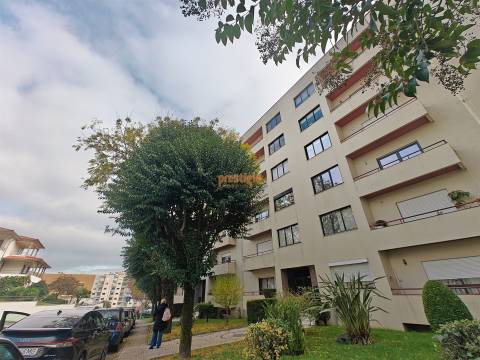 Apartamento T2 Arrendamento em Braga (São Vicente),Braga
