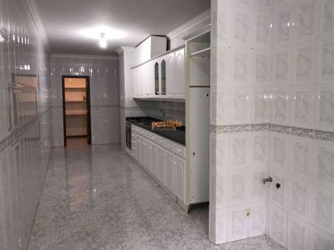 Apartamento T3 Arrendamento em Braga (São Vítor),Braga