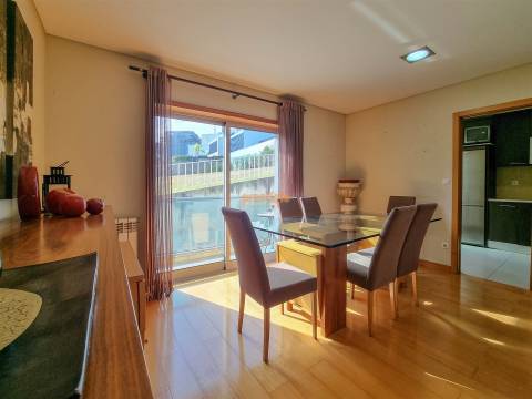Apartamento T2 Arrendamento em Nogueira, Fraião e Lamaçães,Braga