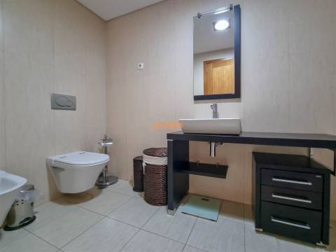 Apartamento T2 Arrendamento em Nogueira, Fraião e Lamaçães,Braga